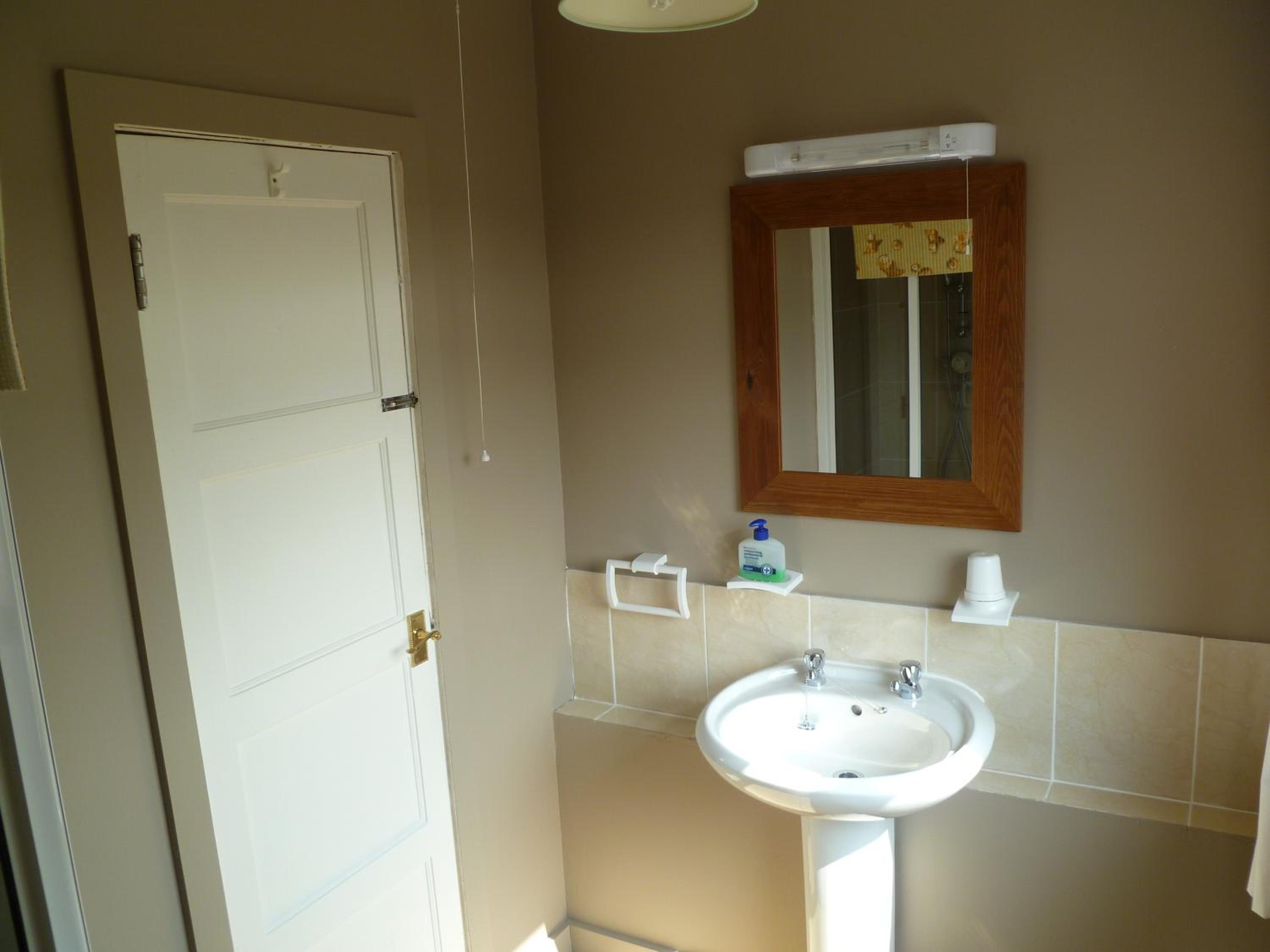 Gretna Green Vacations - Greenlaw Guest House - Property Image 24