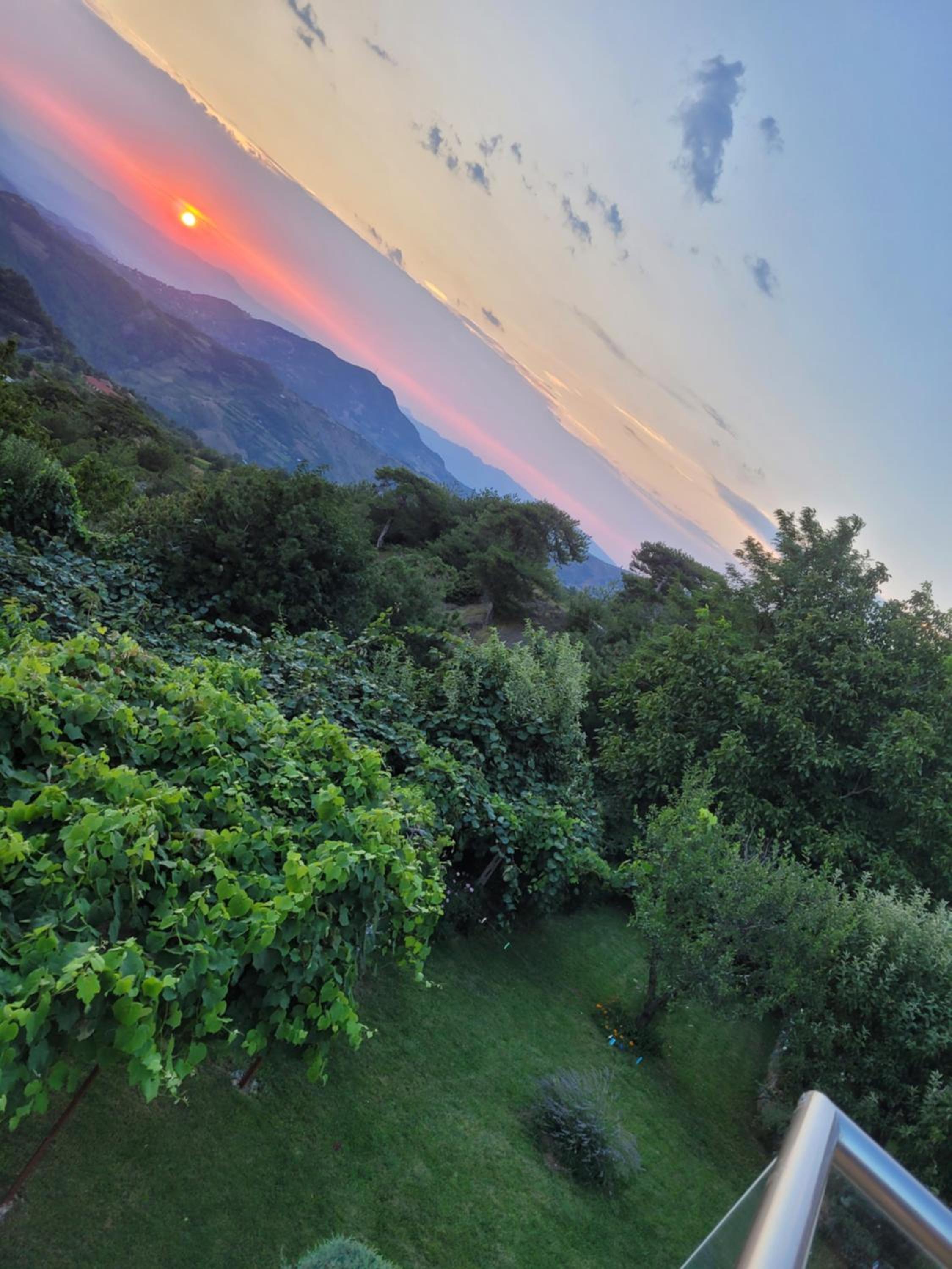 Bujtina Bezhani Gjinar