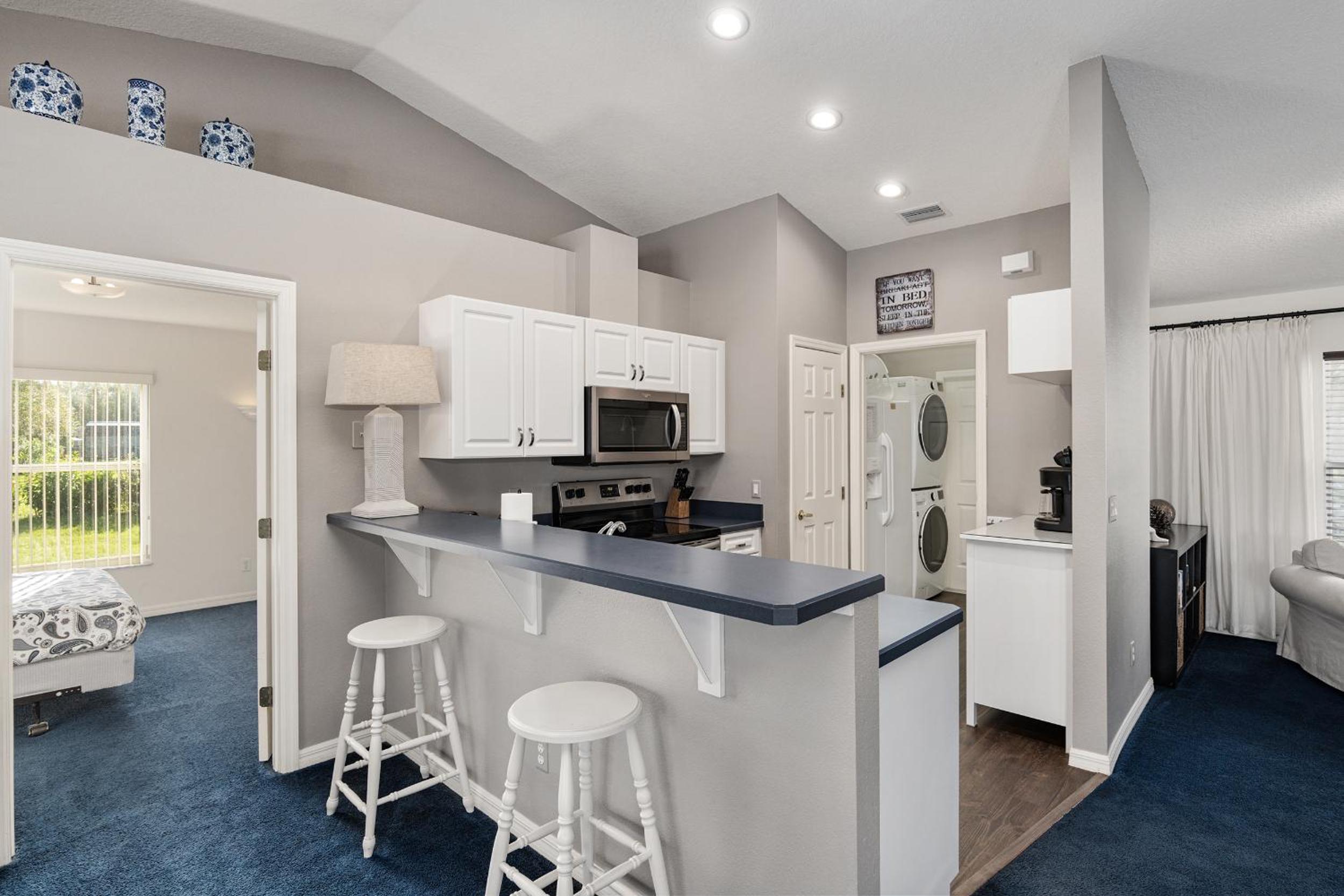 Triple En-Suite Pool Retreat - All Master Bedrooms view 5