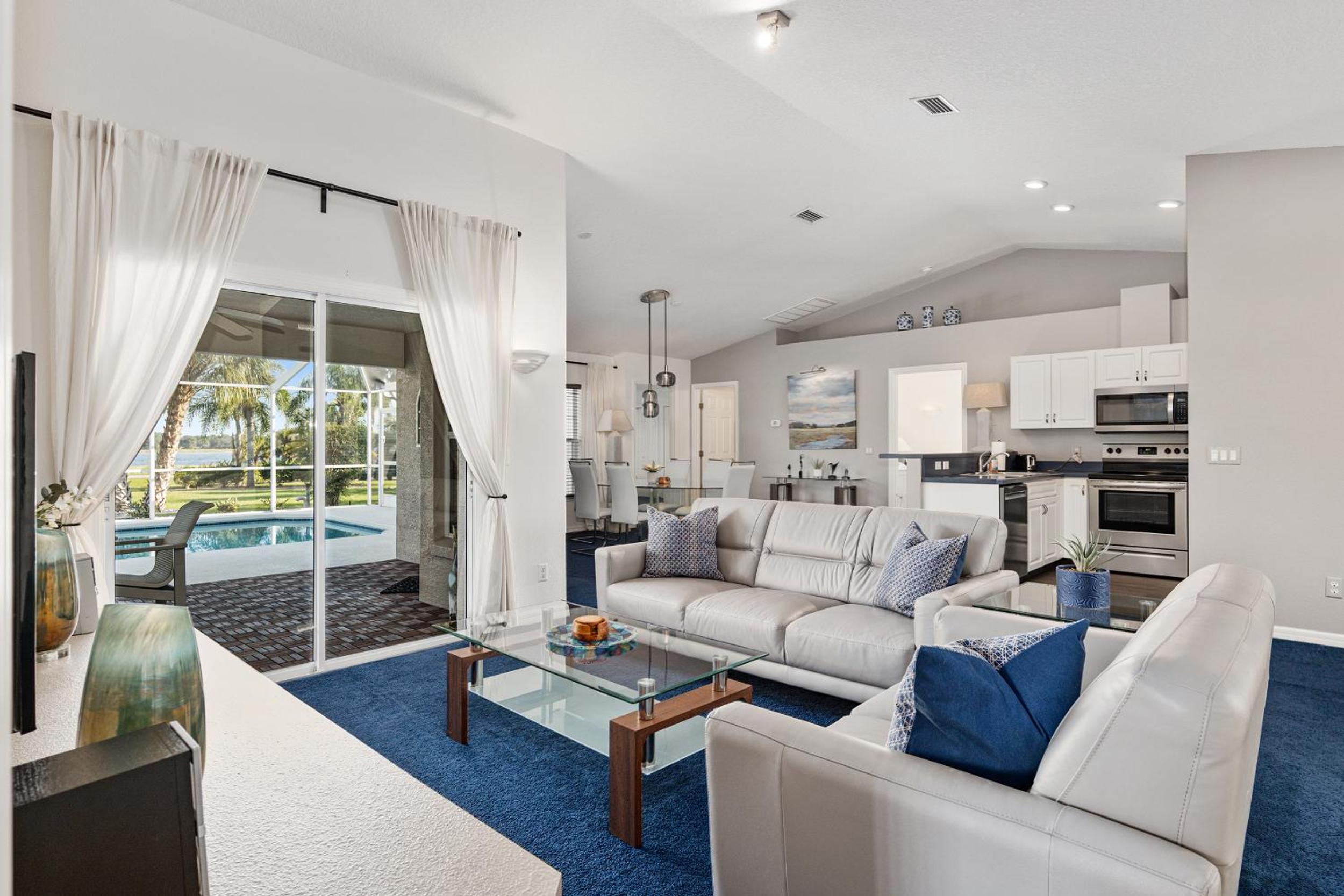 Triple En-Suite Pool Retreat - All Master Bedrooms view 2