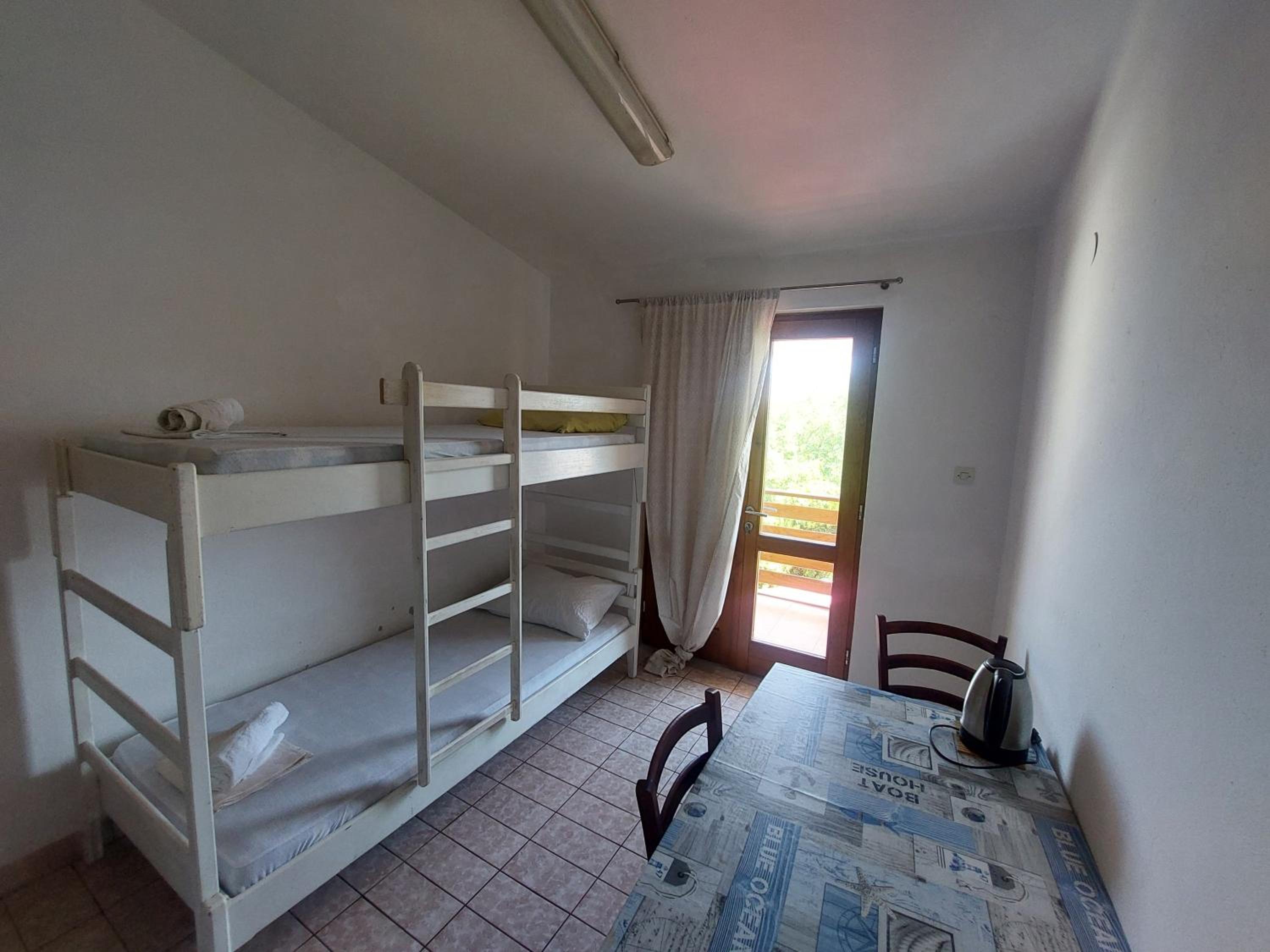 Iva apartment 50m from see (7person) view 3