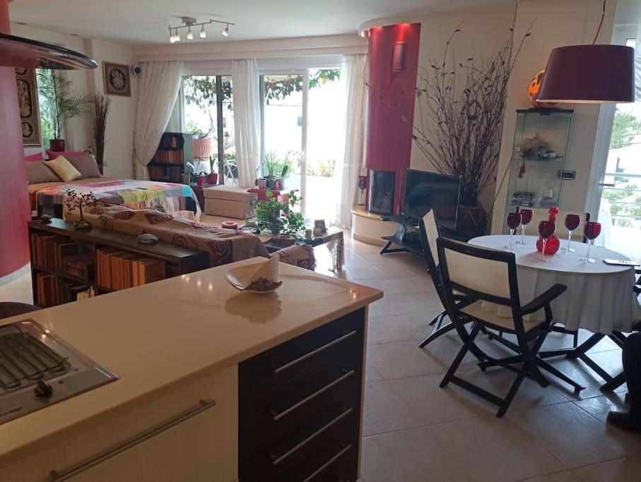 Annitas luxury oasis appartment