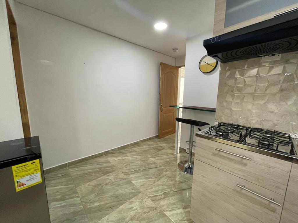 Apartamento al lado de Unidad Deportiva de Belén y a 10 minutos de Plaza Mayor (#7)