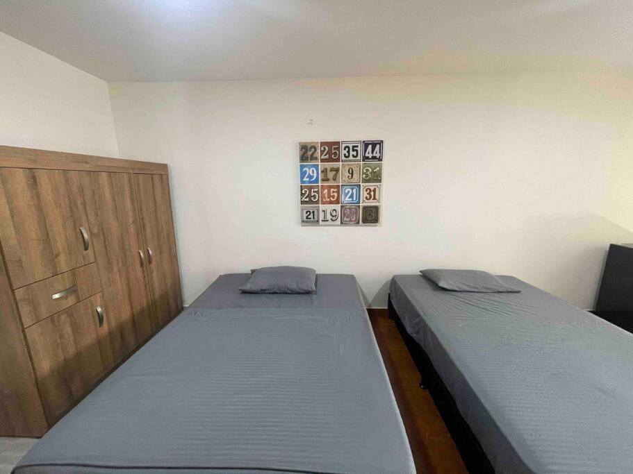 Apartamento de 2 camas al lado de Unidad Deportiva de Belén y a 10 minutos de Plaza Mayor (#5)