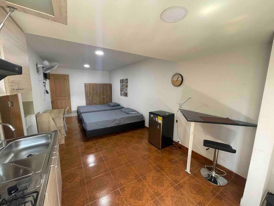 Apartamento de 2 camas al lado de Unidad Deportiva de Belén y a 10 minutos de Plaza Mayor (#5)