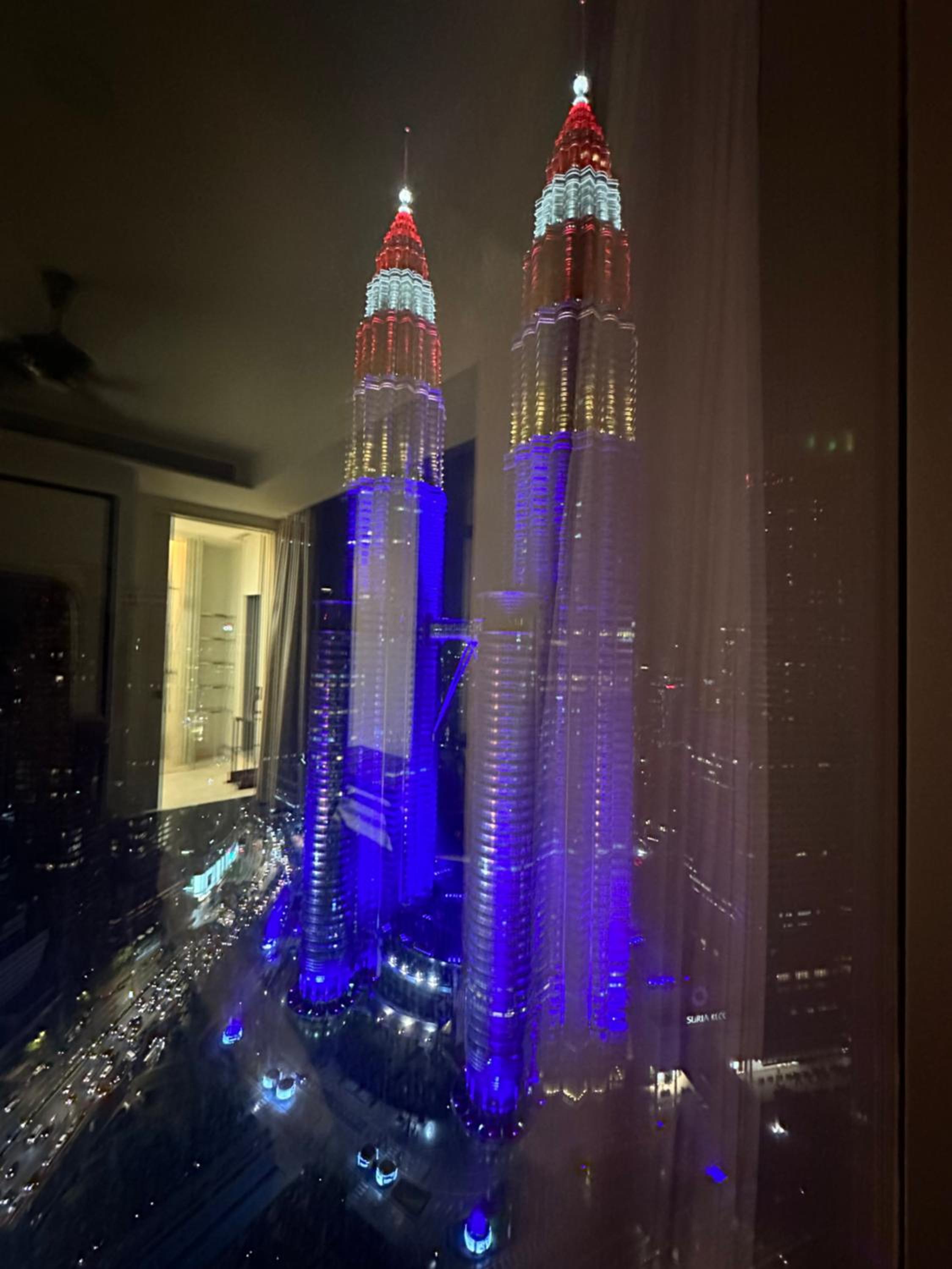 Tropicana The Residence Klcc By Sky World