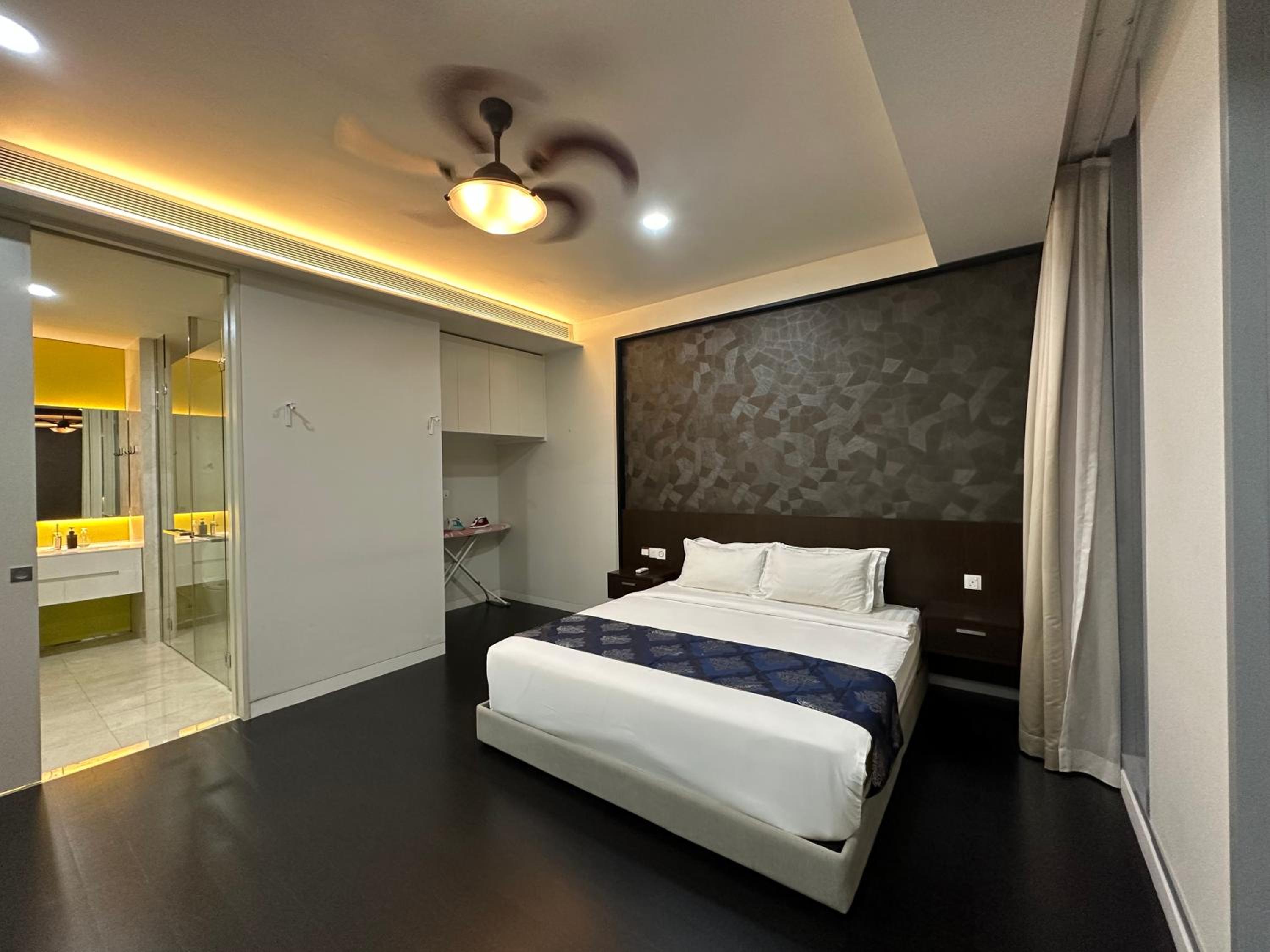 Tropicana The Residence Klcc By Sky World