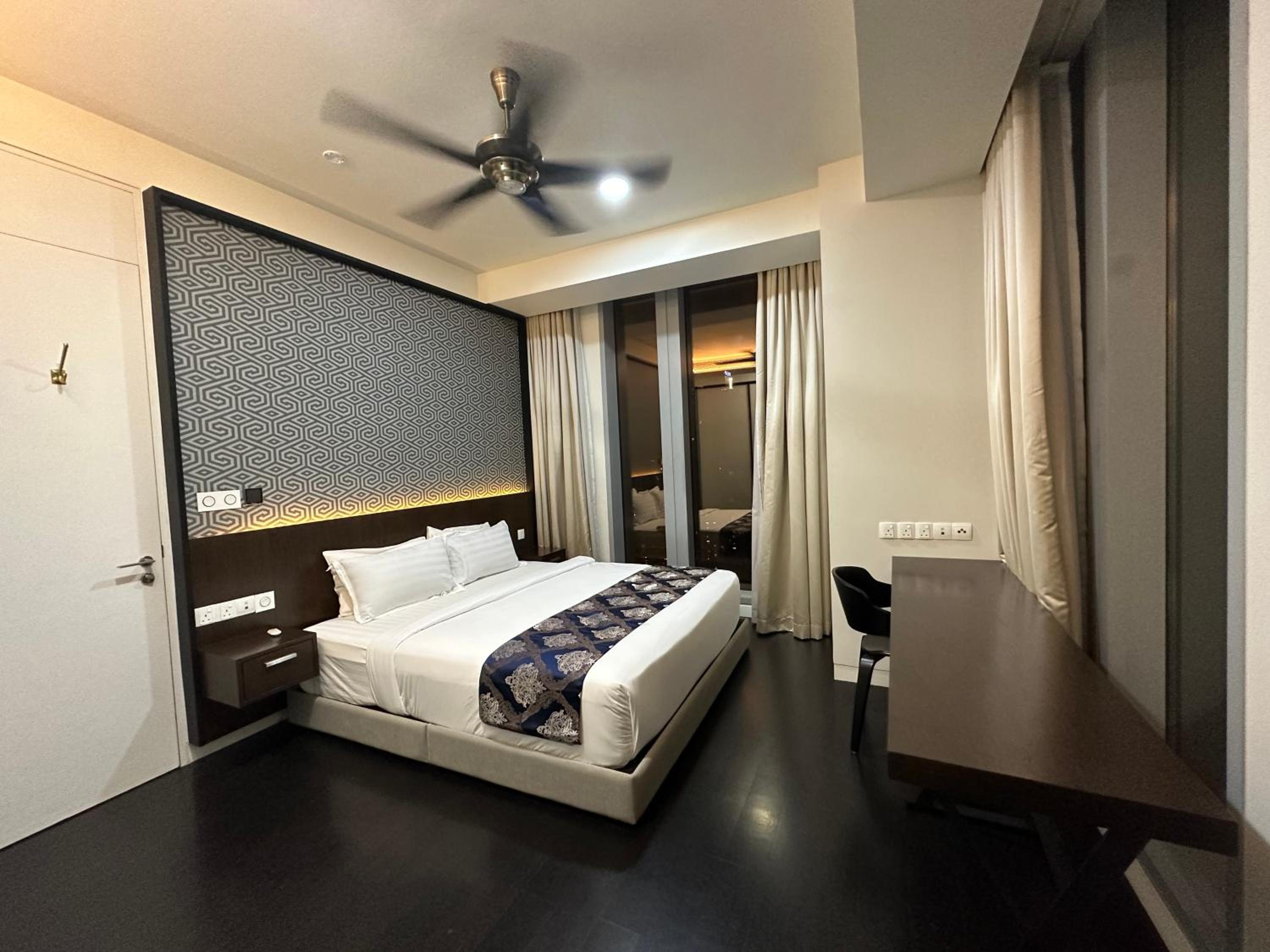 Tropicana The Residence Klcc By Sky World