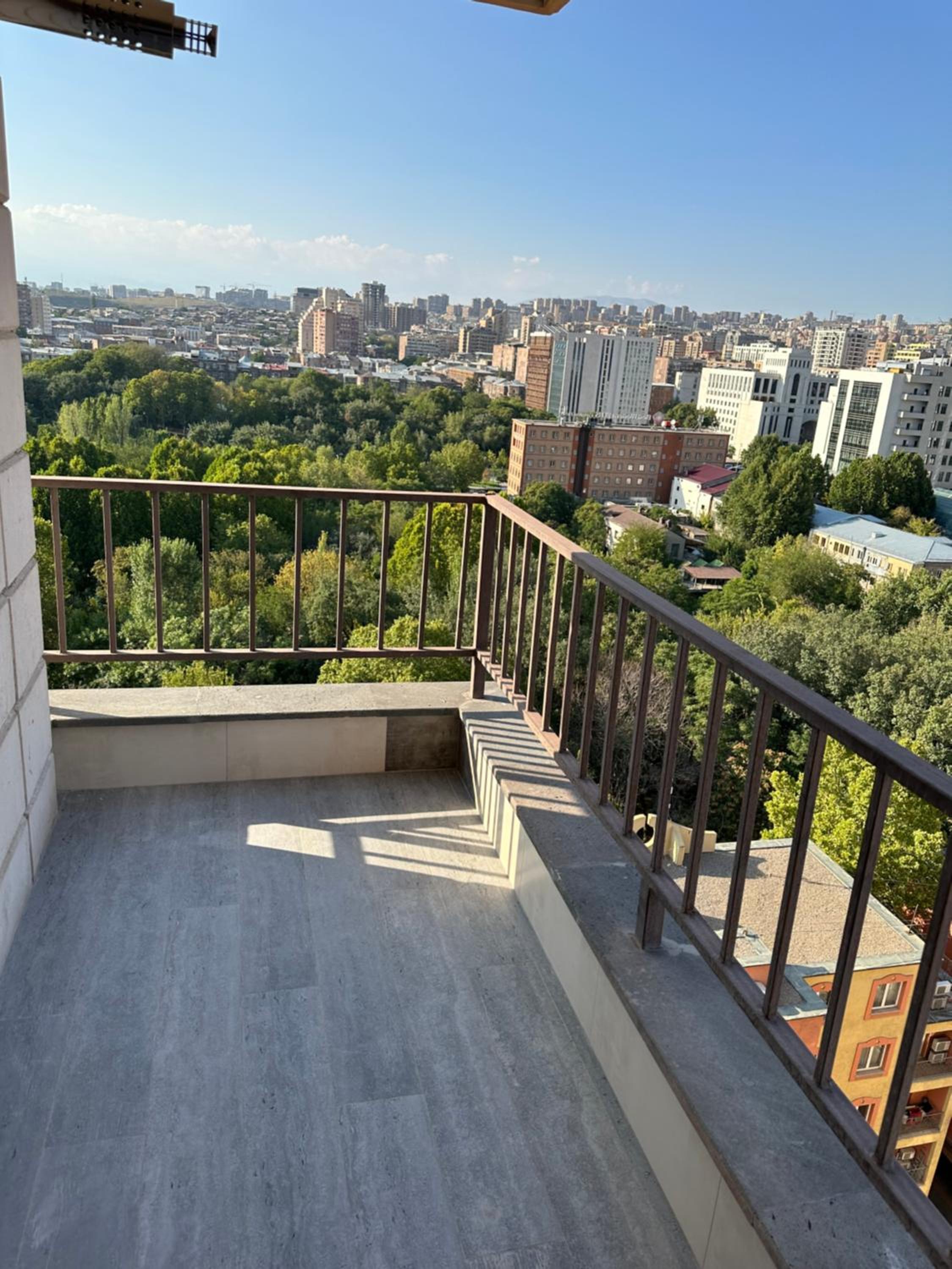 Khorenatsi apartments