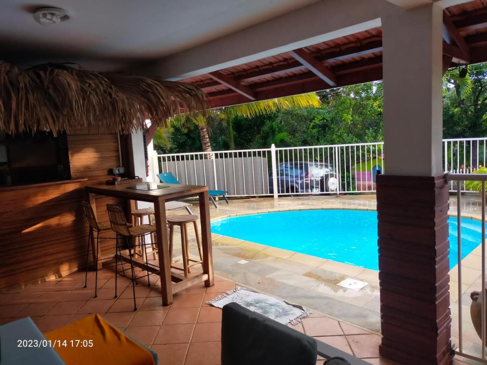 Douceur des Hauteurs bas de villa, piscine privée view 2