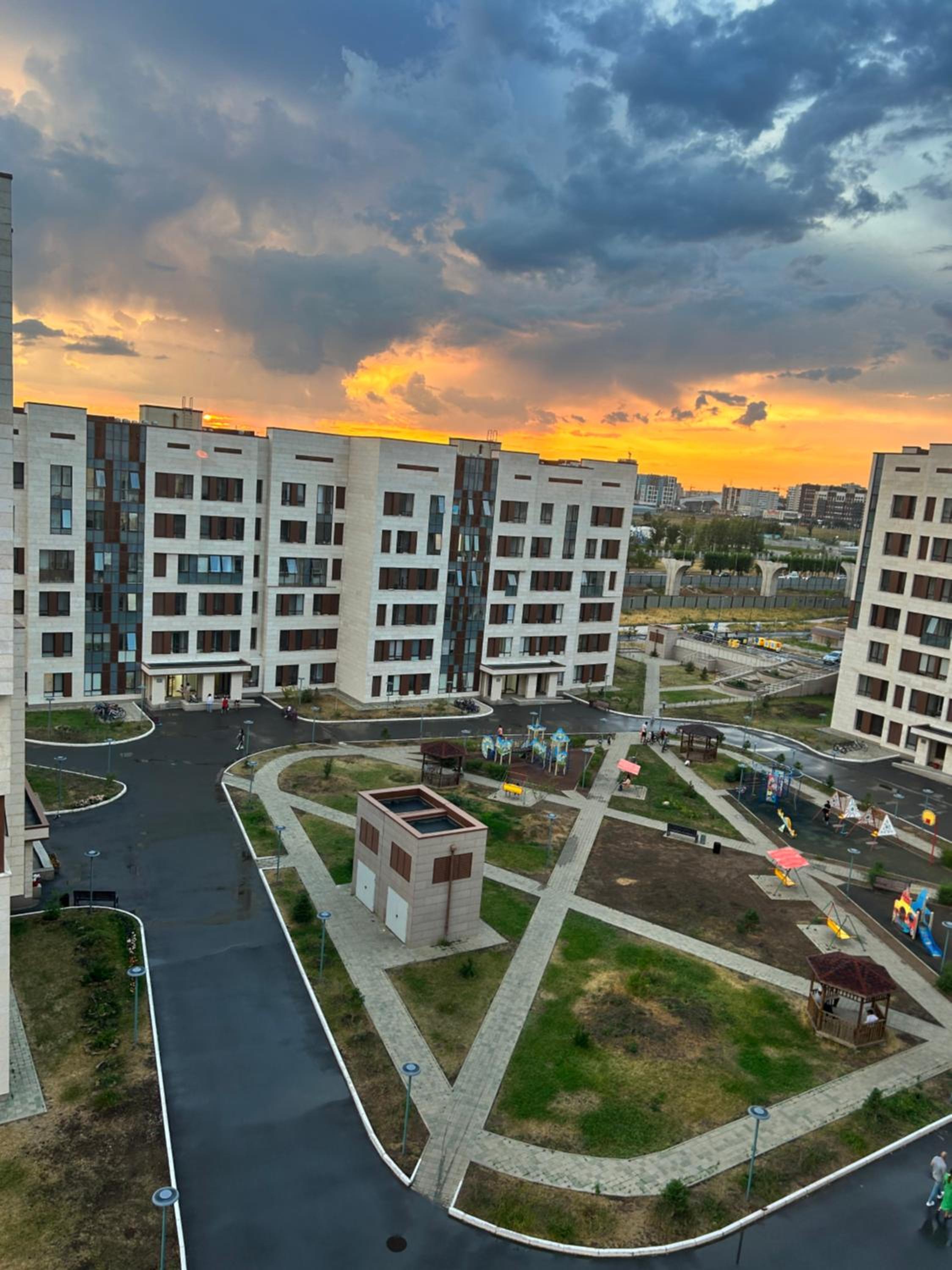 Expo Residents