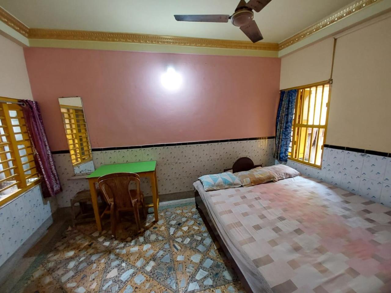 Sushamalay Guest House At Sea Beach, Puri view 3