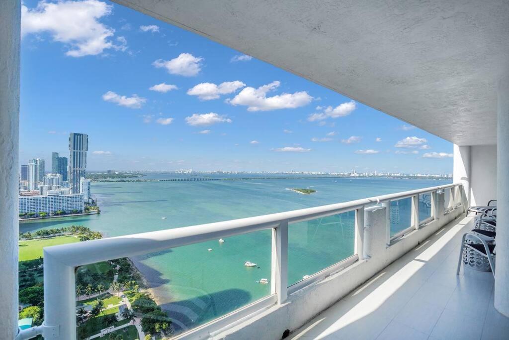 Superstar! Penthouse with Water and Park Views!