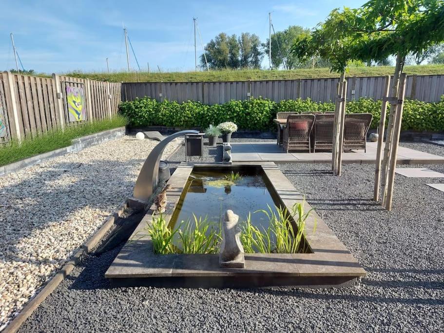 Family Wellness lodge 4 personen Zuid-Holland! view 5