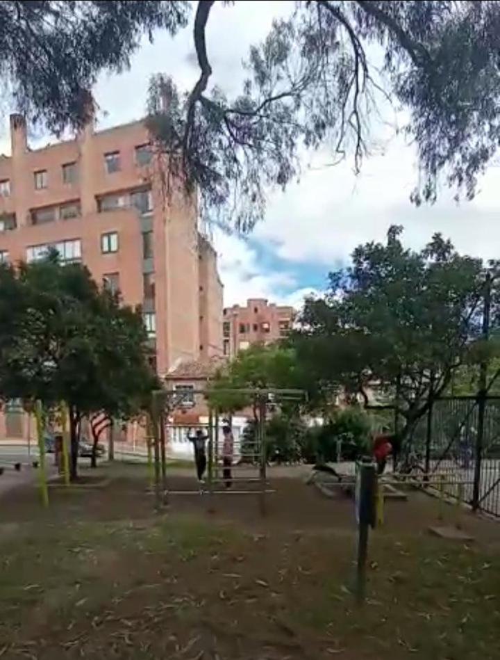 Habitación Cómoda, bien ubicada