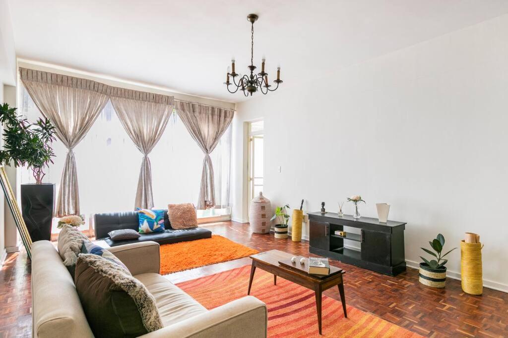 Cozy Vintage Apartment in Illovo