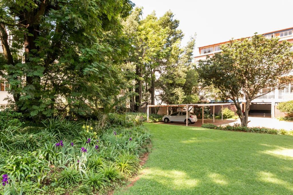 Cozy Vintage Apartment in Illovo