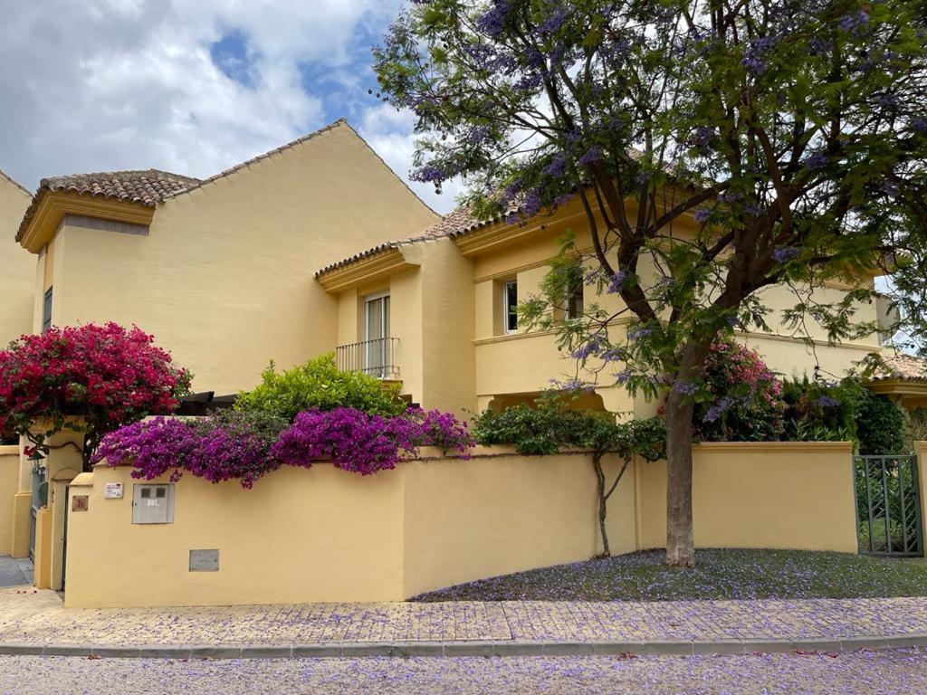 Golf Villa in Marbella, Frontline Golfvilla in RioReal Golf