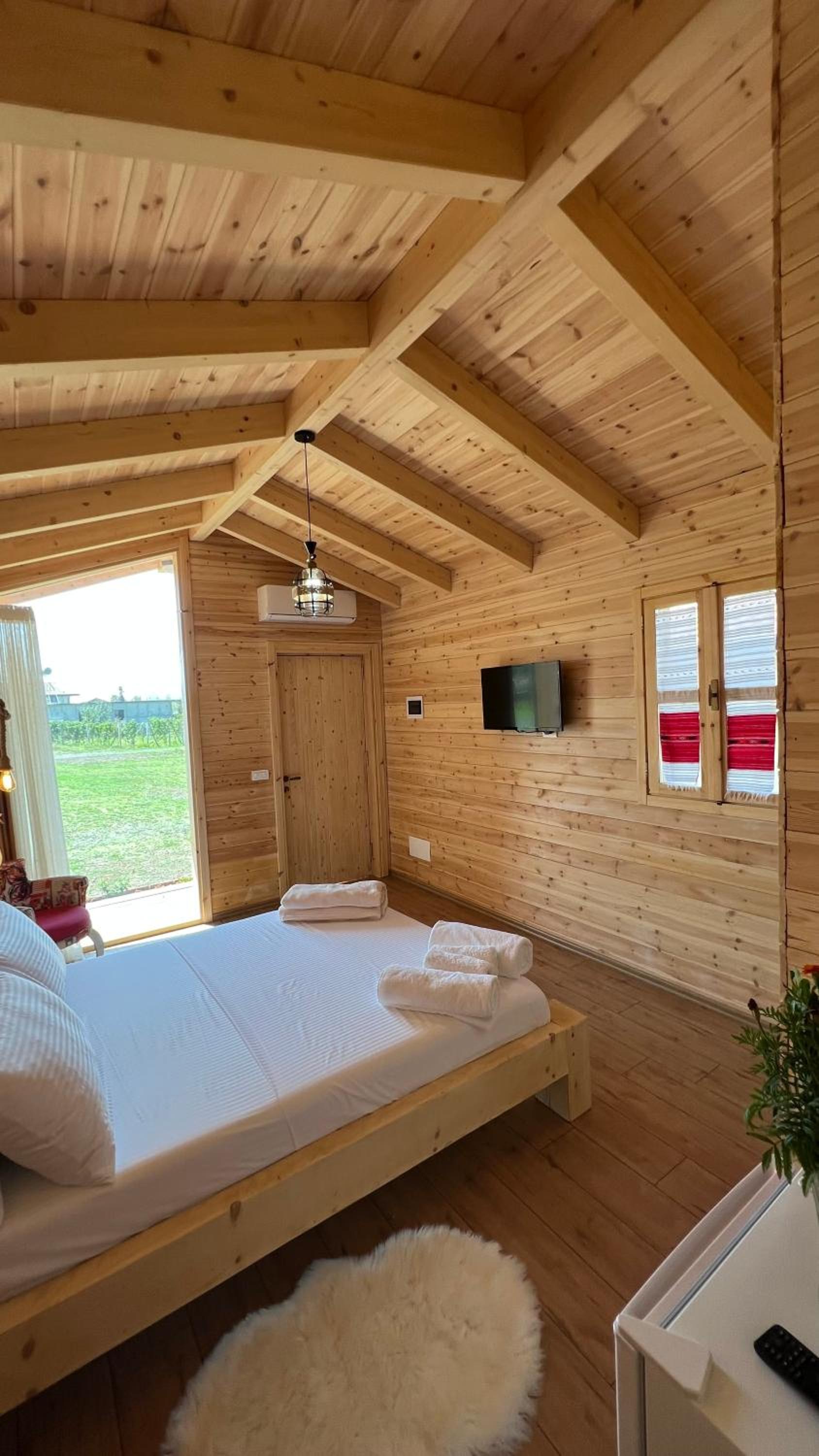 Fishta Guesthouse - Mrizi i Zanave