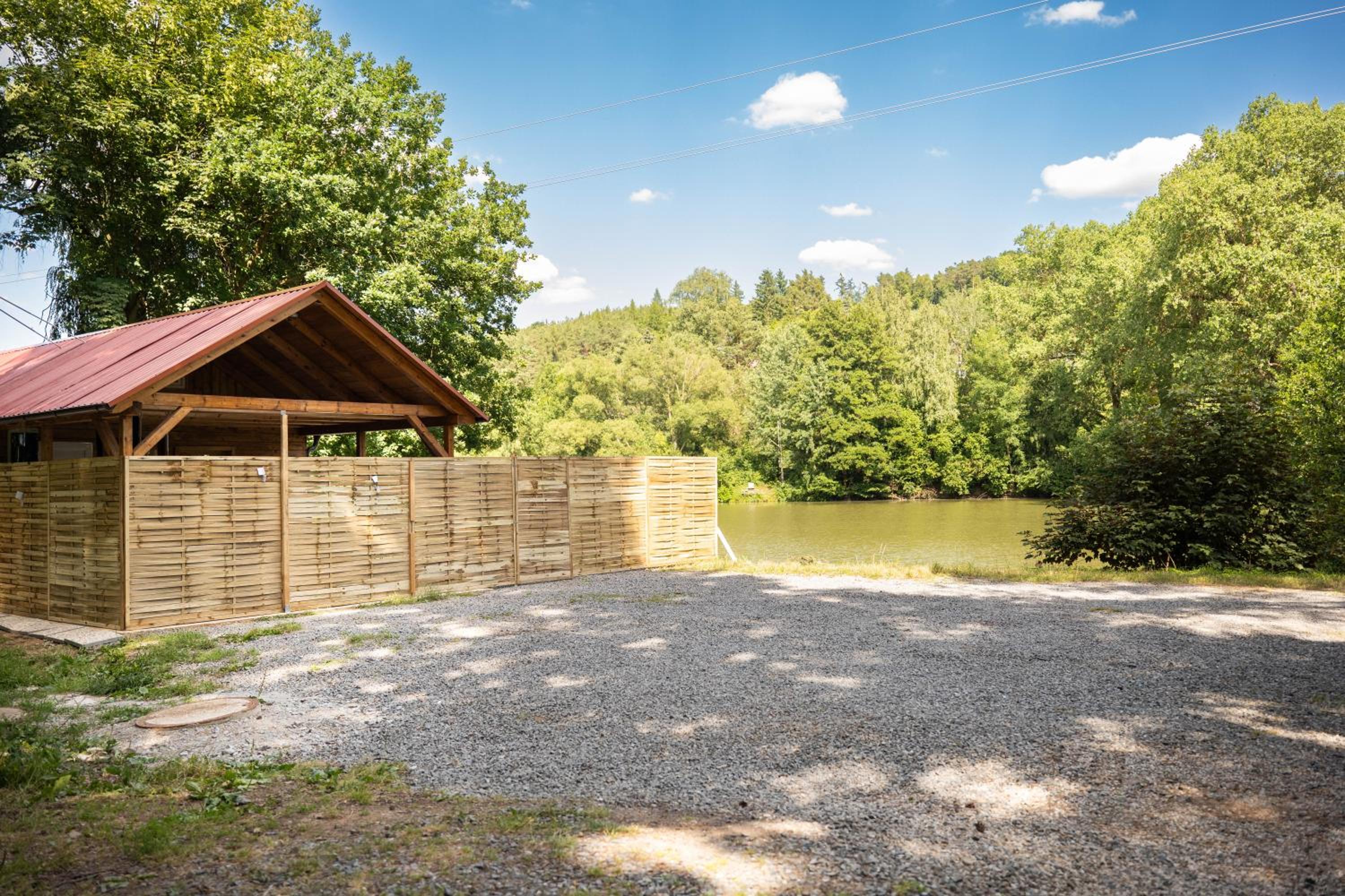 Magic new cozy tiny house at private lake
