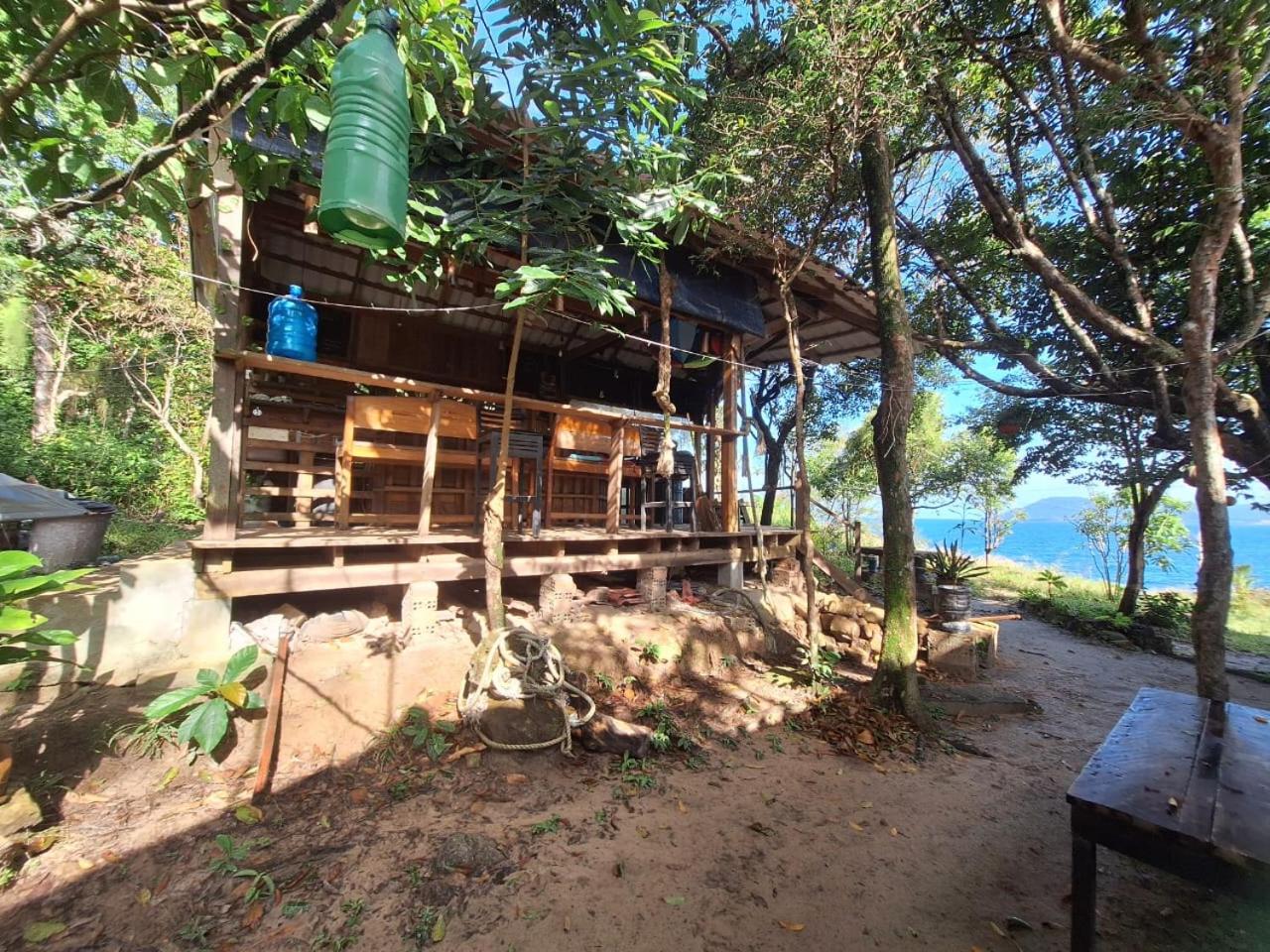 Dragonfly Guesthouse M'Pai Bay