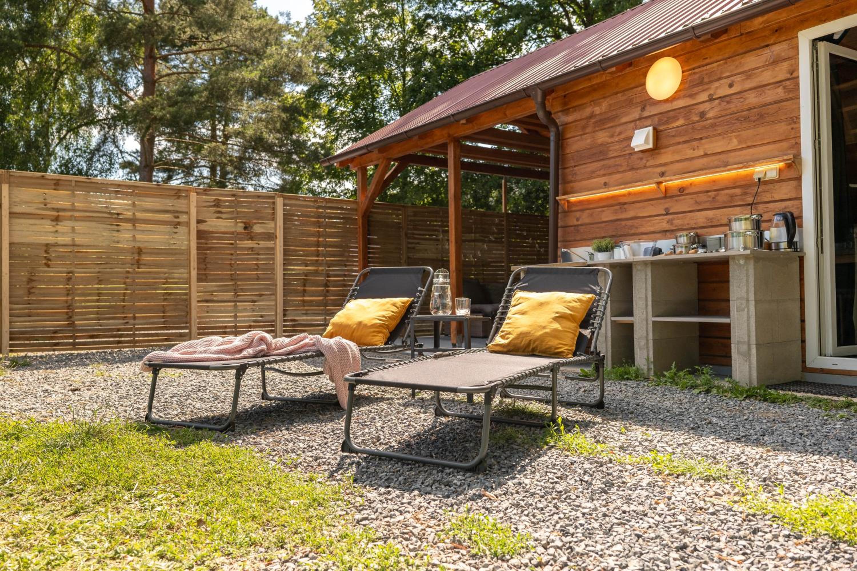 Magic new cozy tiny house at private lake