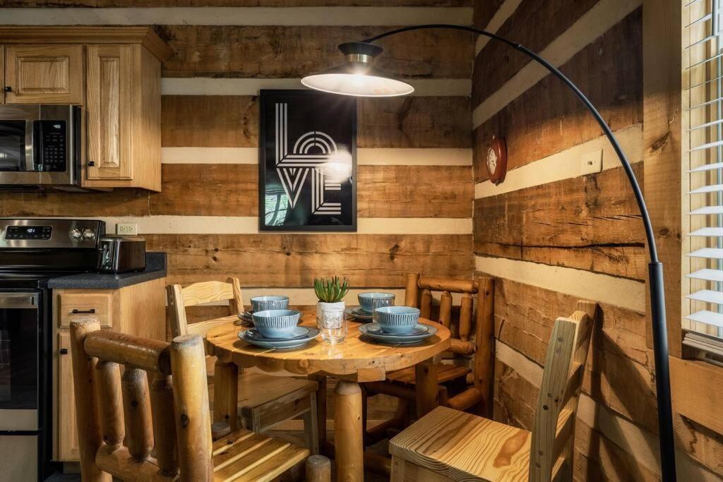 Our Deer Hideout - Couples retreat, hot tub, foosball, arcade view 5