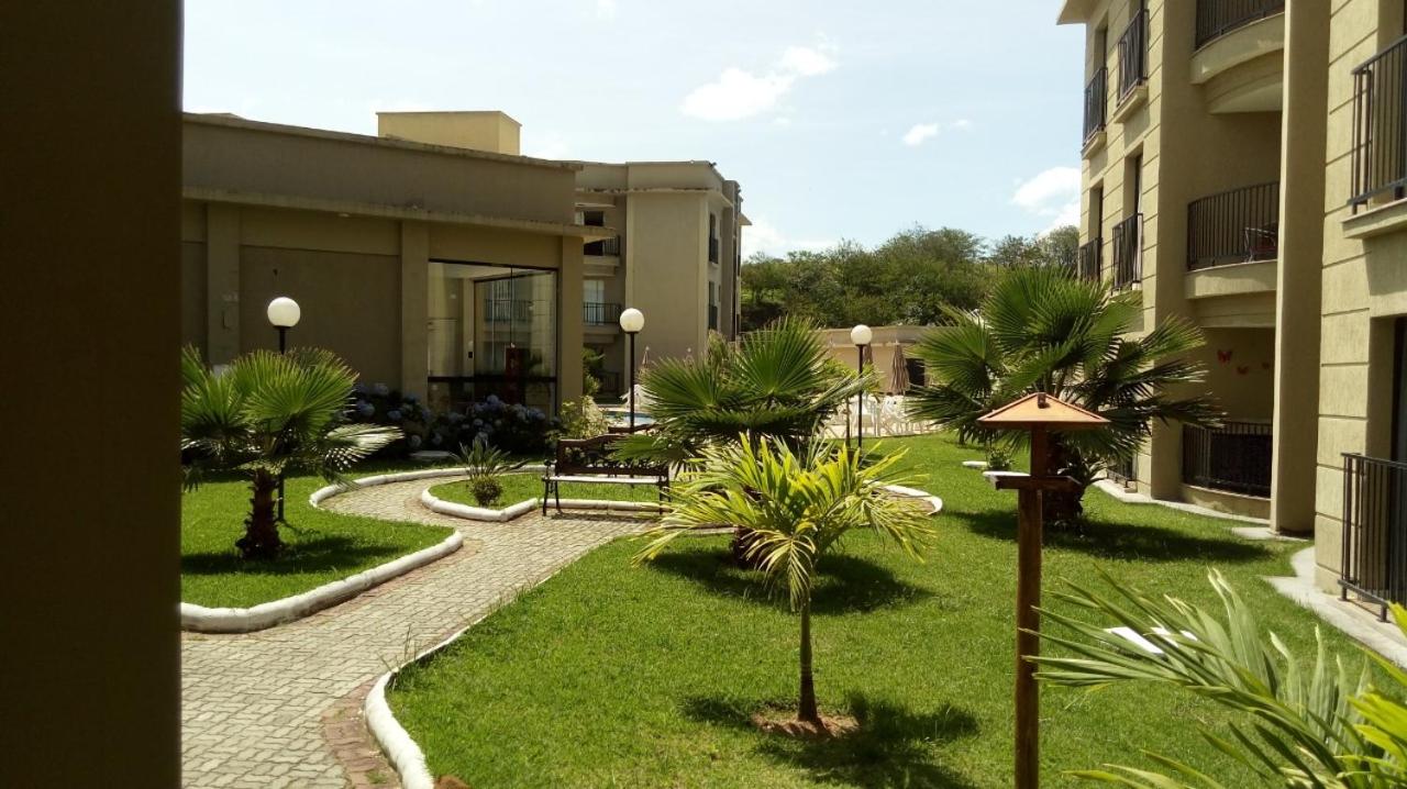 Flat_Quartie_aldeia_das_aguas