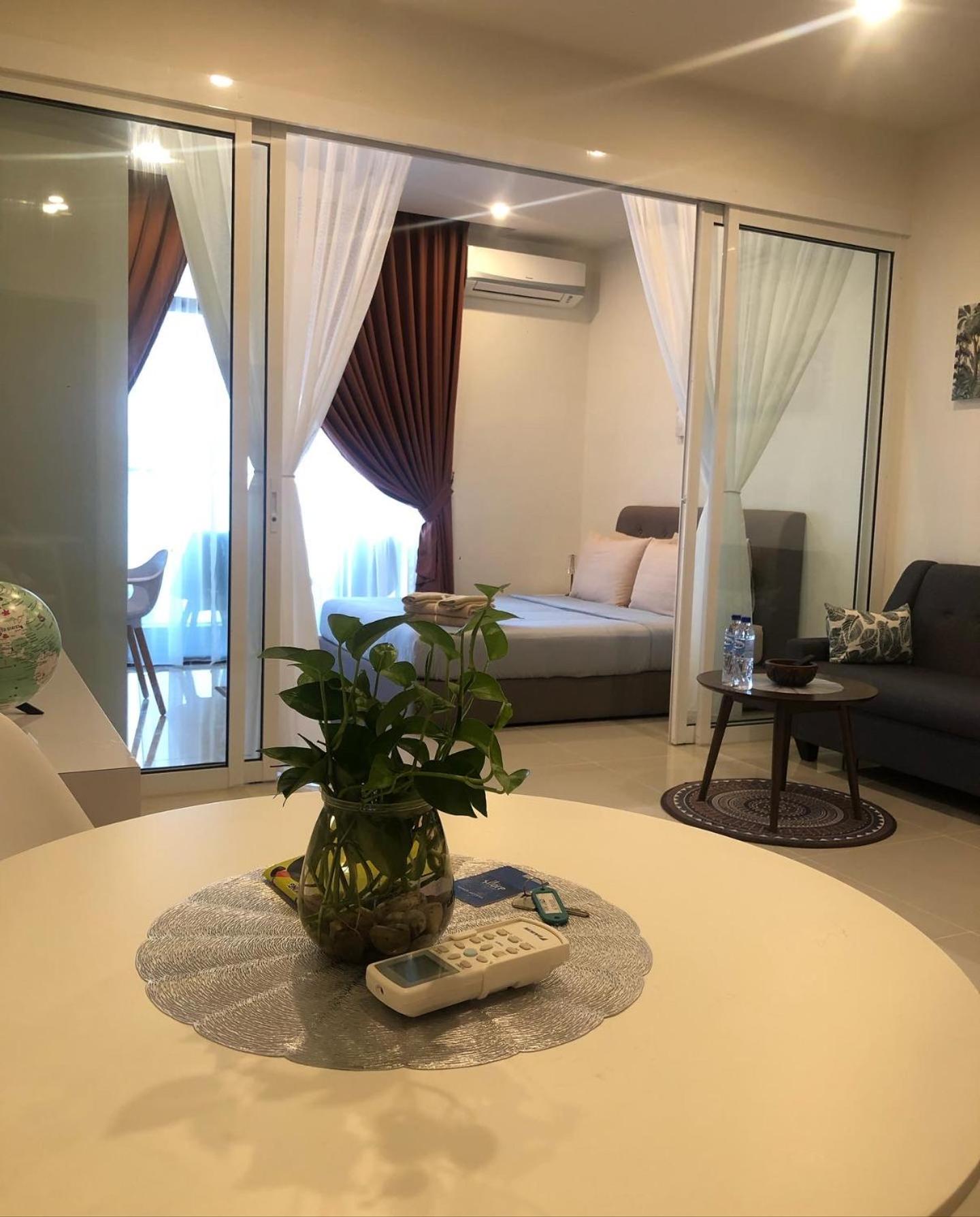 The Shore Kota Kinabalu by Ems Executive Suites Seaview photo 2
