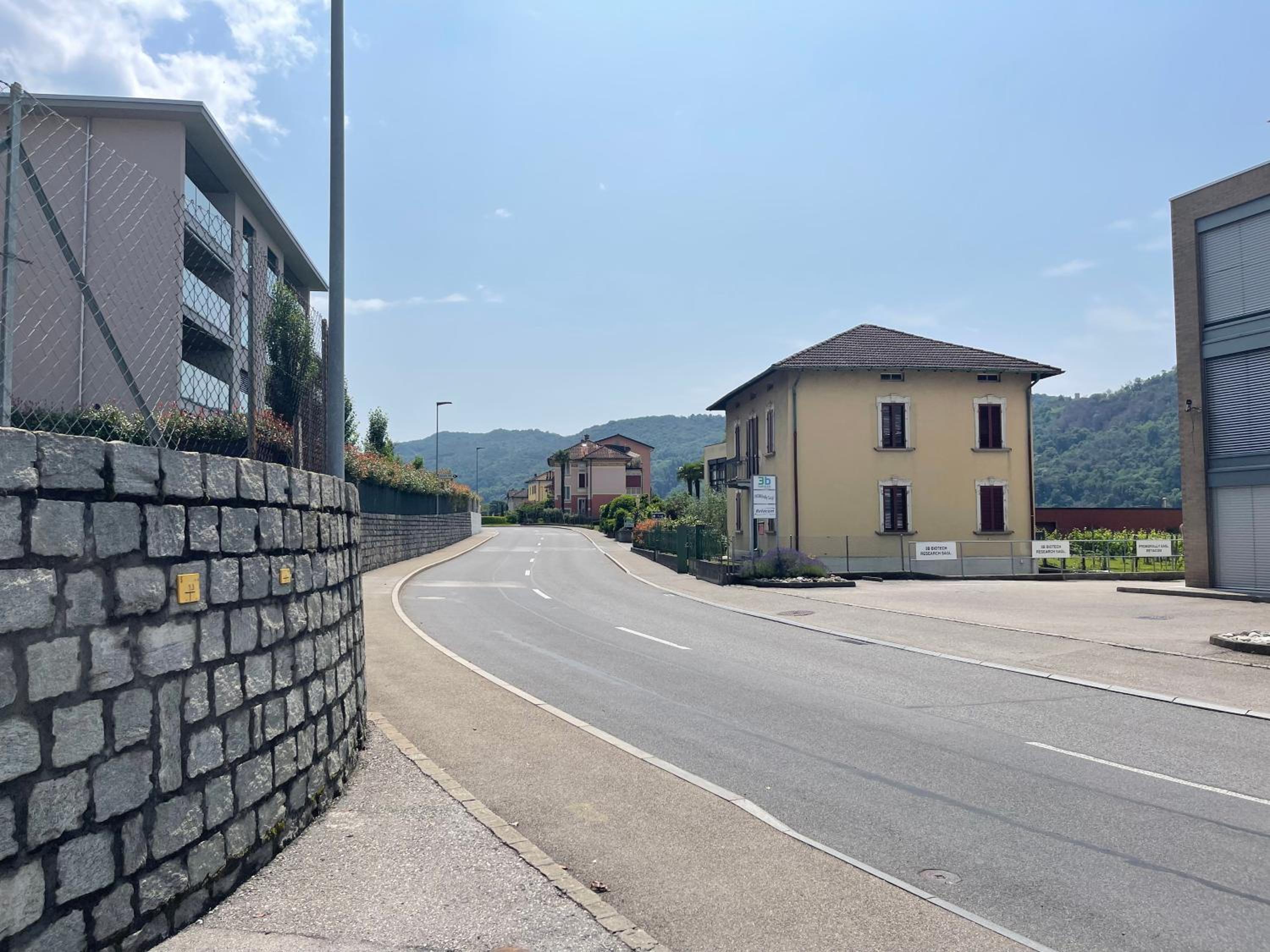 Balerna Suisse Apartament - RentuGoo Travel