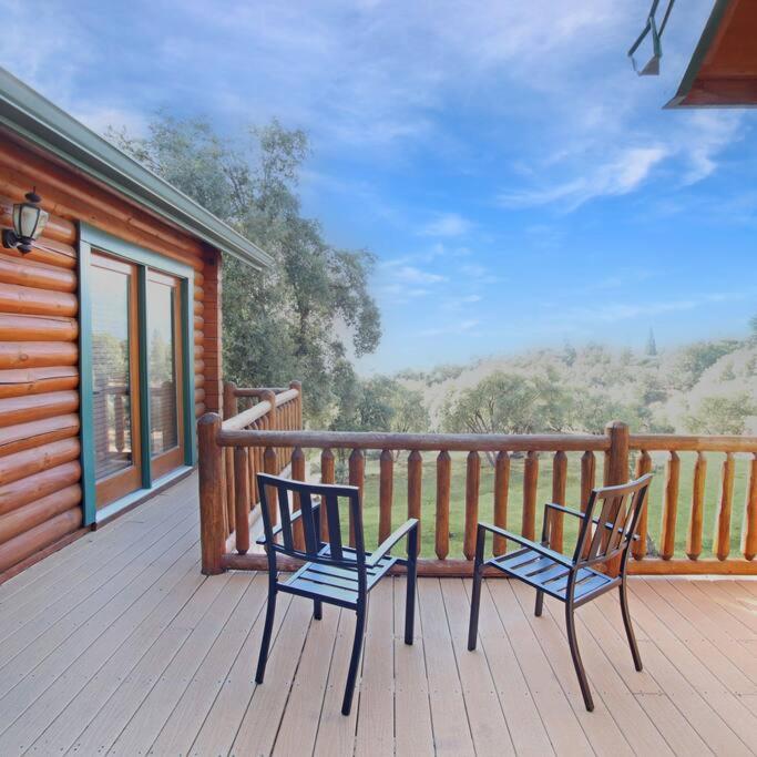 Yosemite Villa - log cabin with spectacular views & stargazing