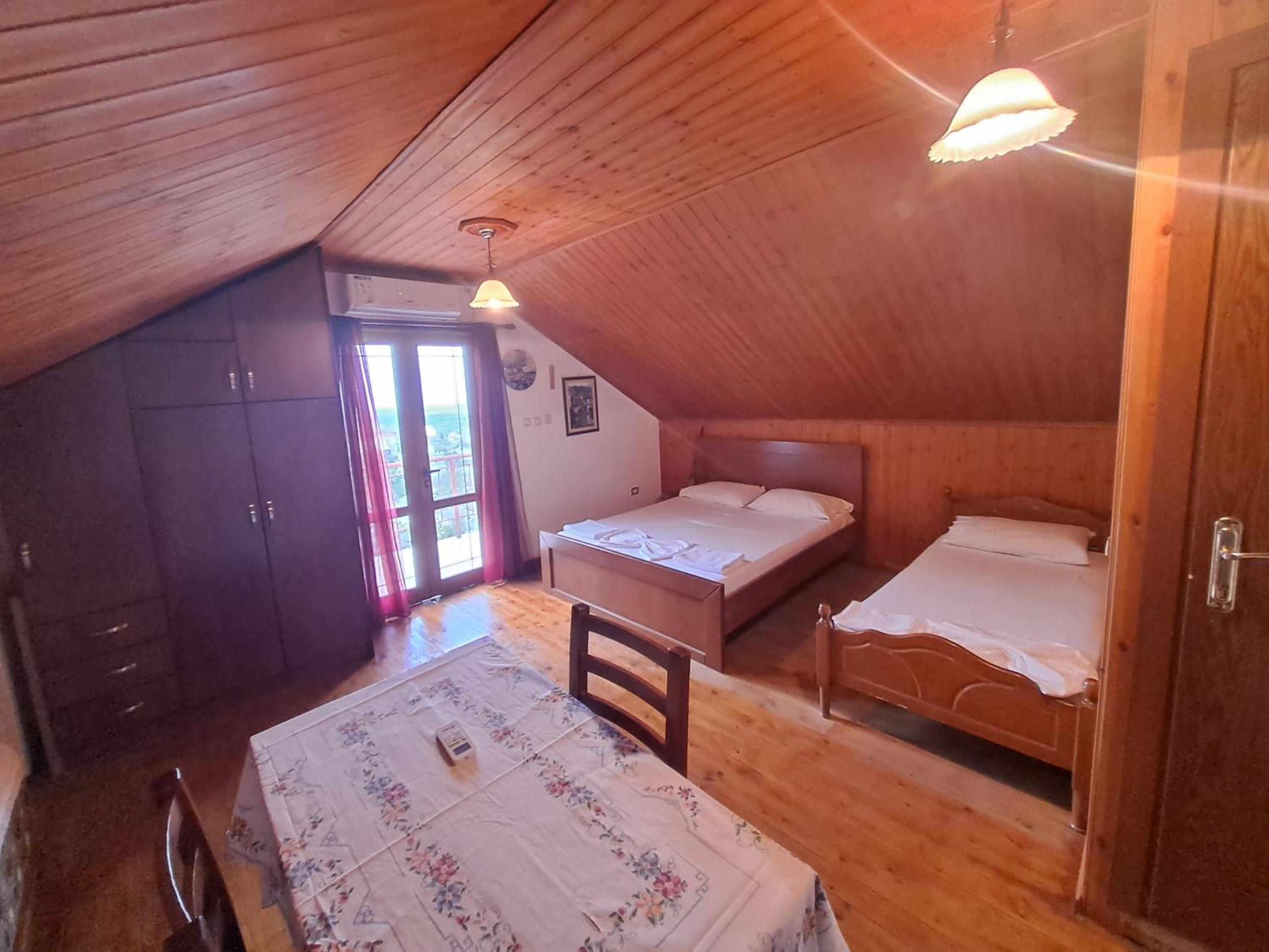 Guest House Argjiro Castle
