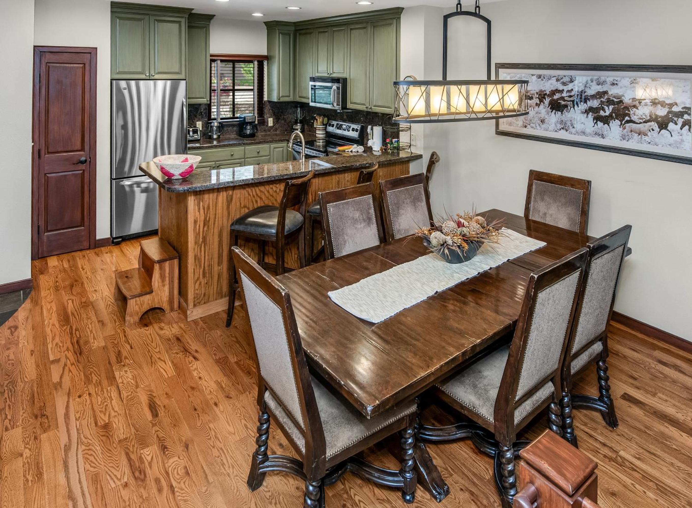 Highlands Slopeside Townhome #18 condo view 4