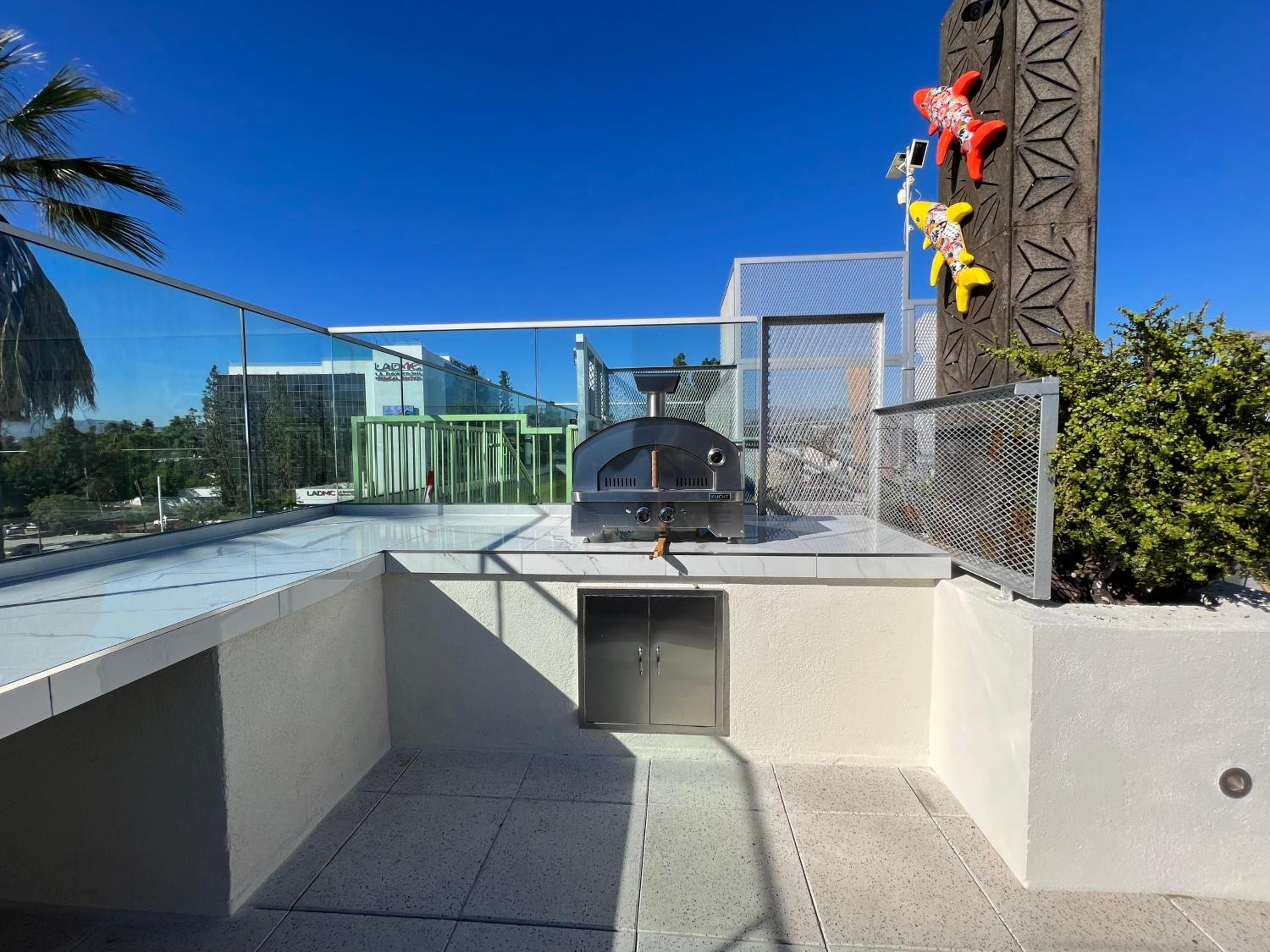 Luxury Downtown Los Angeles Penthouse Condo with Skyline Views
