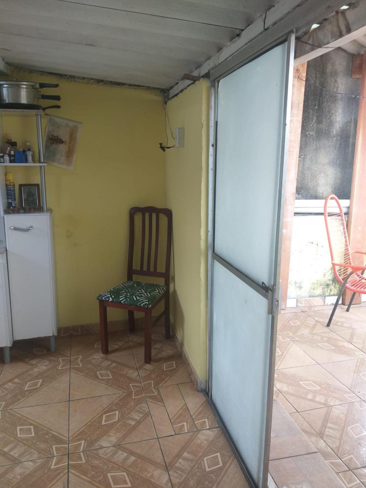 Casa da tia Lá preço único pela casa inteira, cabem até 6 pessoas próximo ao santuário de Aparecida
