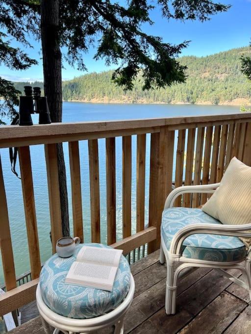 The Salish Sunset Cabin