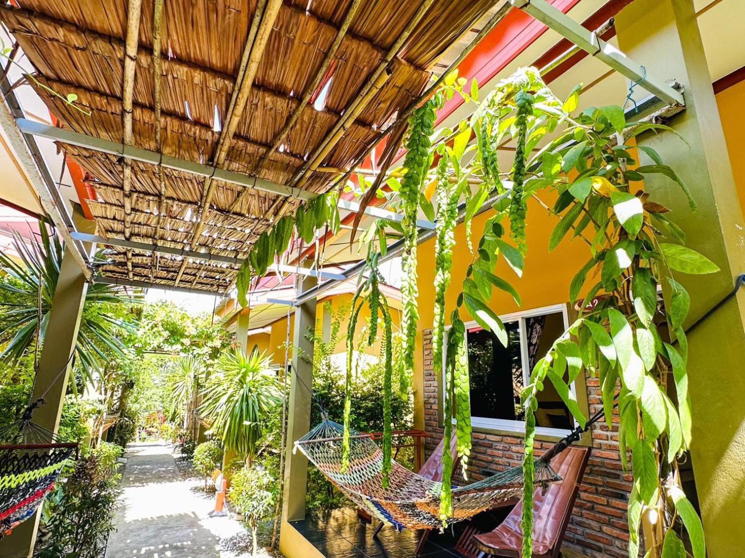 Lanta Baan Nok Resort