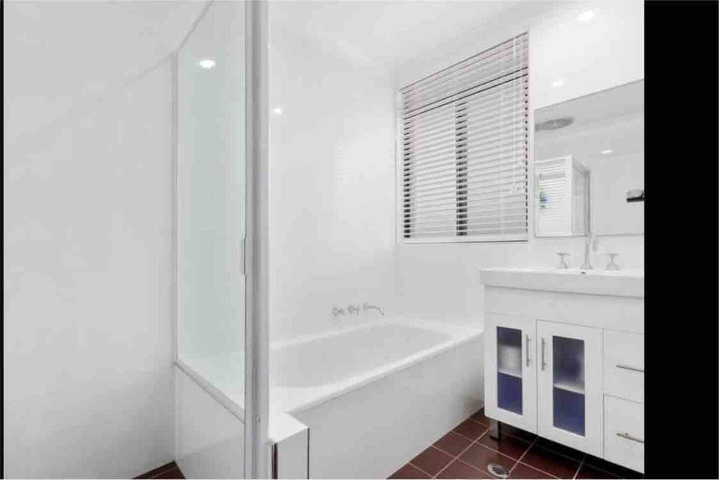 Kiama beachside apartment