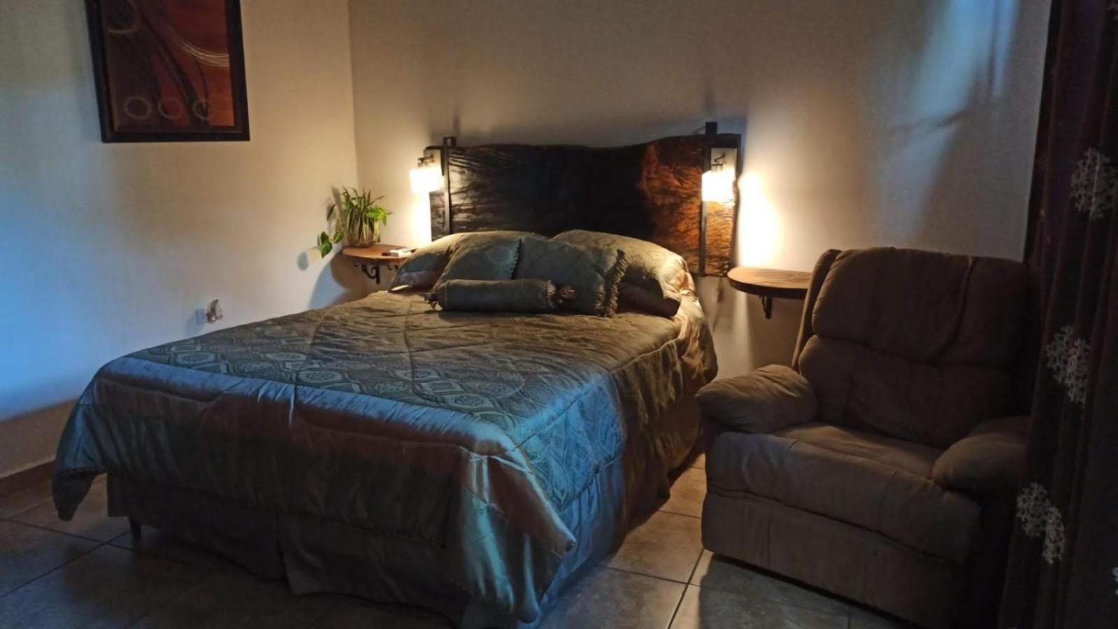 Hotel Casa RnR at Paradise Gourmet - Image 1