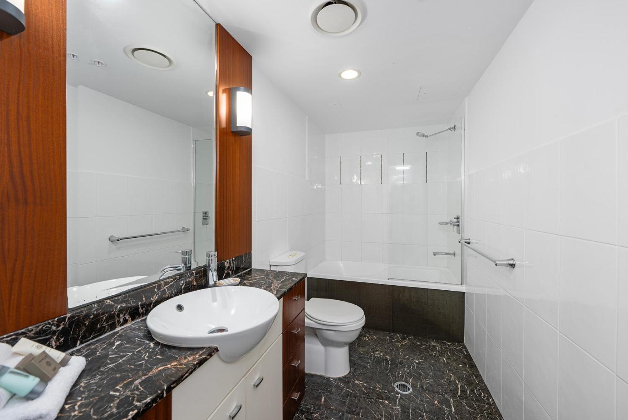 NEW Chevron Ocean Views Central Surfers.