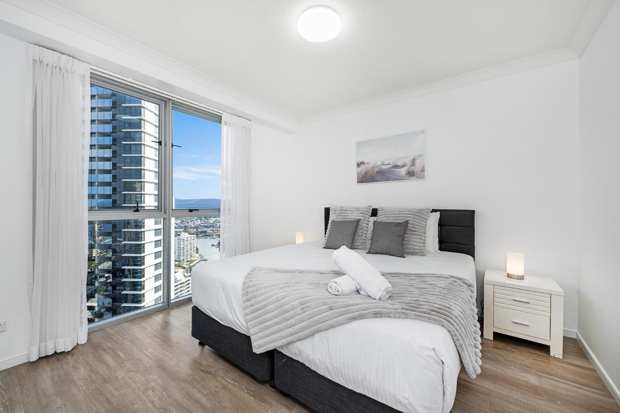 NEW Chevron Ocean Views Central Surfers.