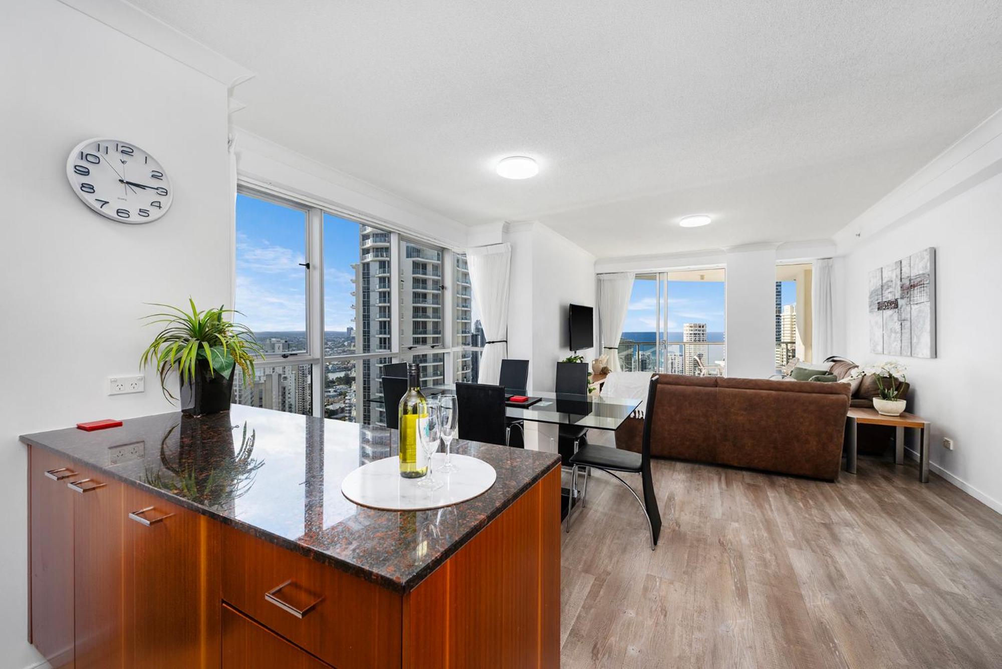 NEW Chevron Ocean Views Central Surfers.