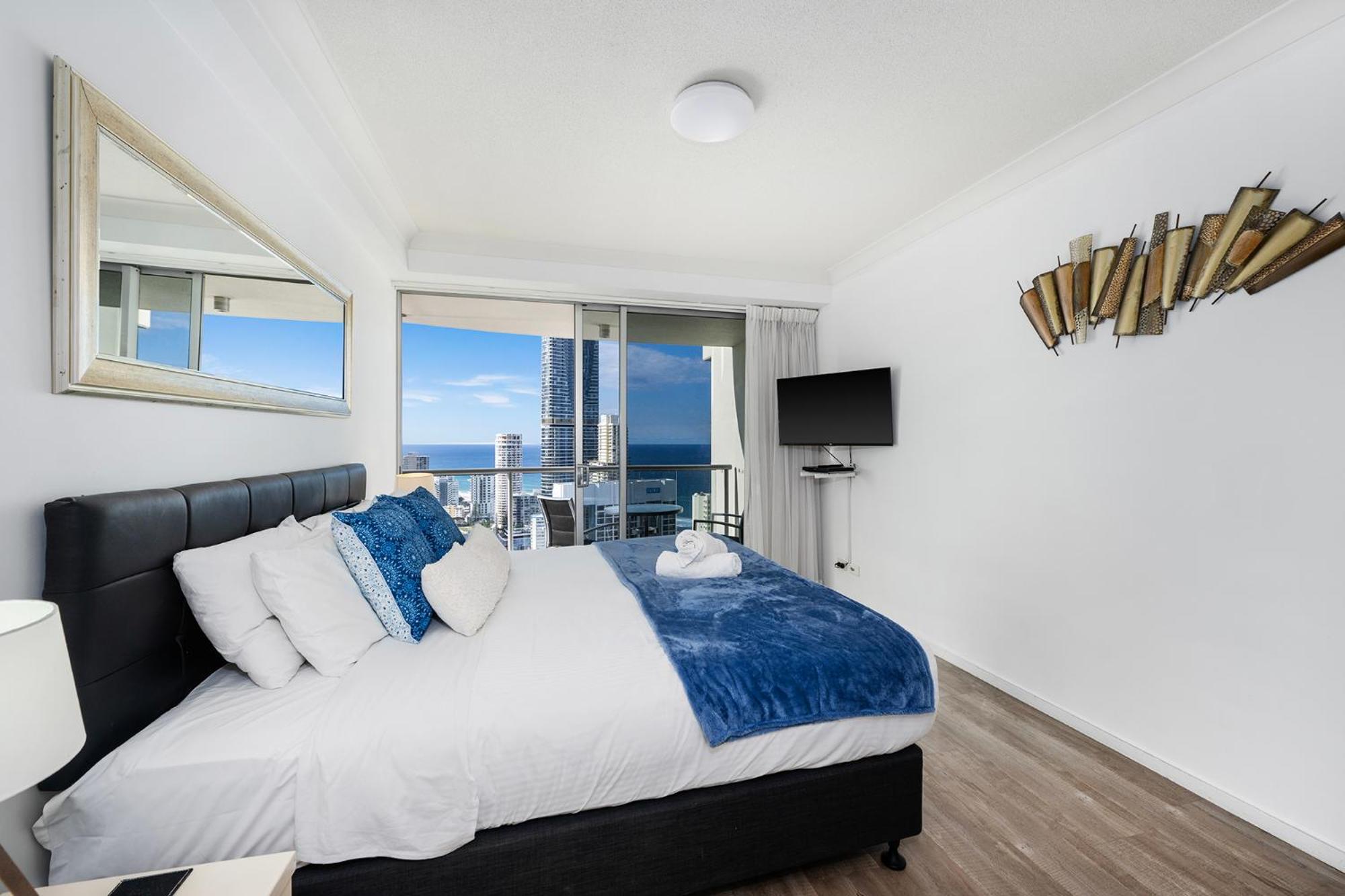 NEW Chevron Ocean Views Central Surfers.