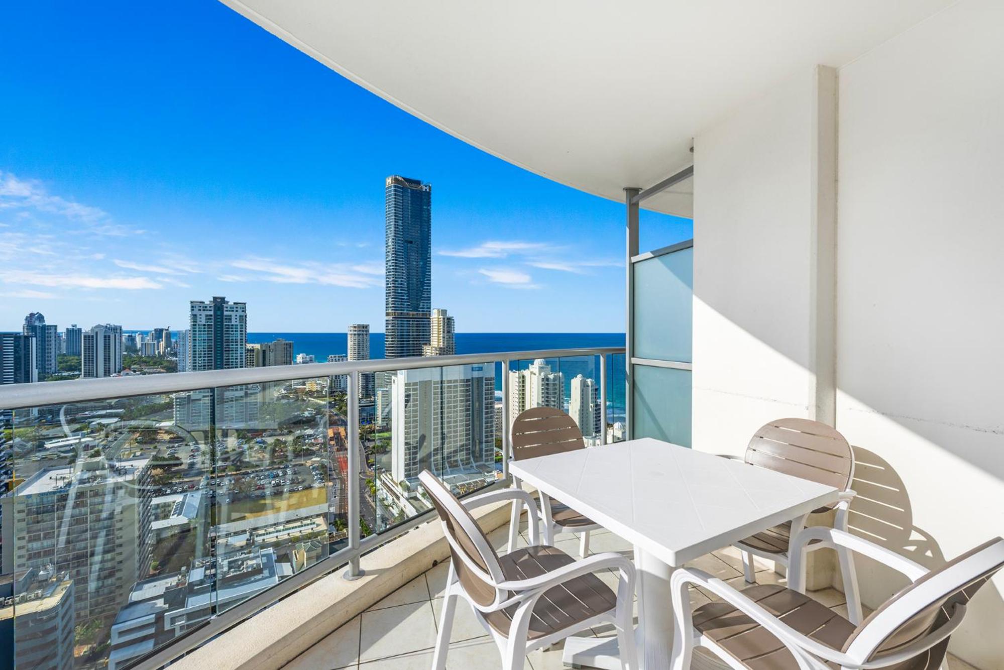 NEW Chevron Ocean Views Central Surfers.