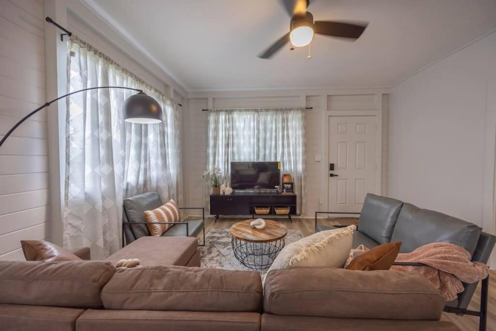 ~NEW Stylish BoHo 2BR in Hilo~ view 4
