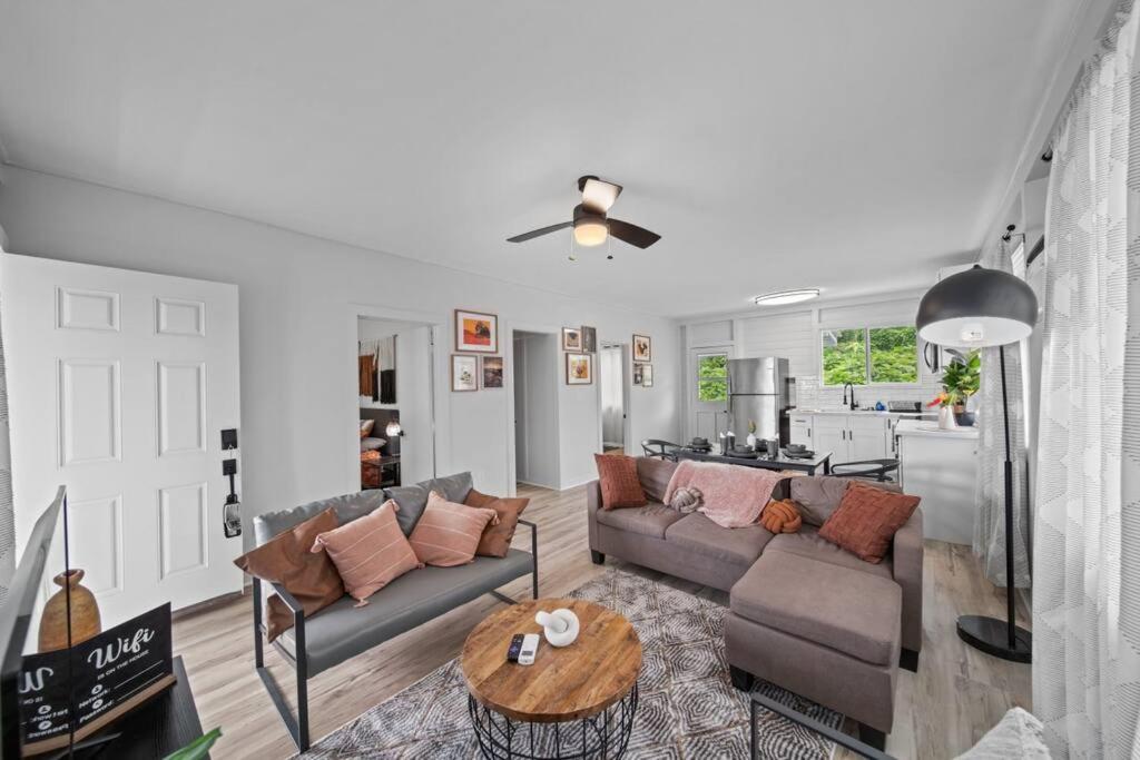 ~NEW Stylish BoHo 2BR in Hilo~ view 3
