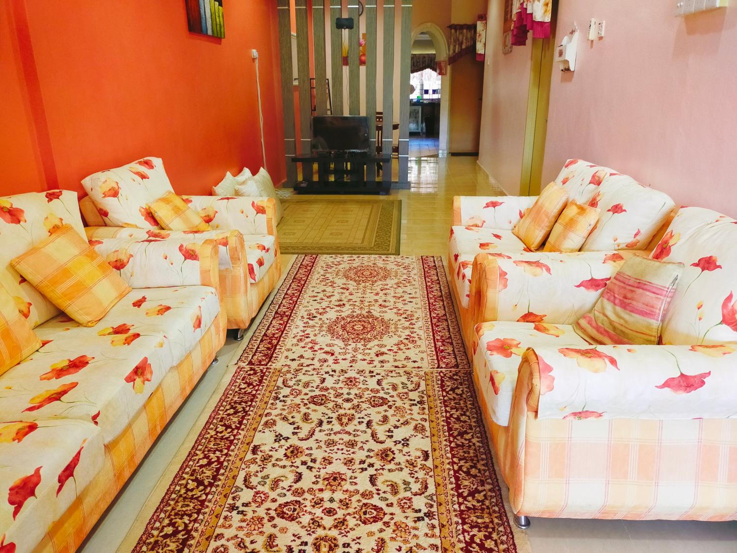 D'LAILA HOMESTAY photo 4