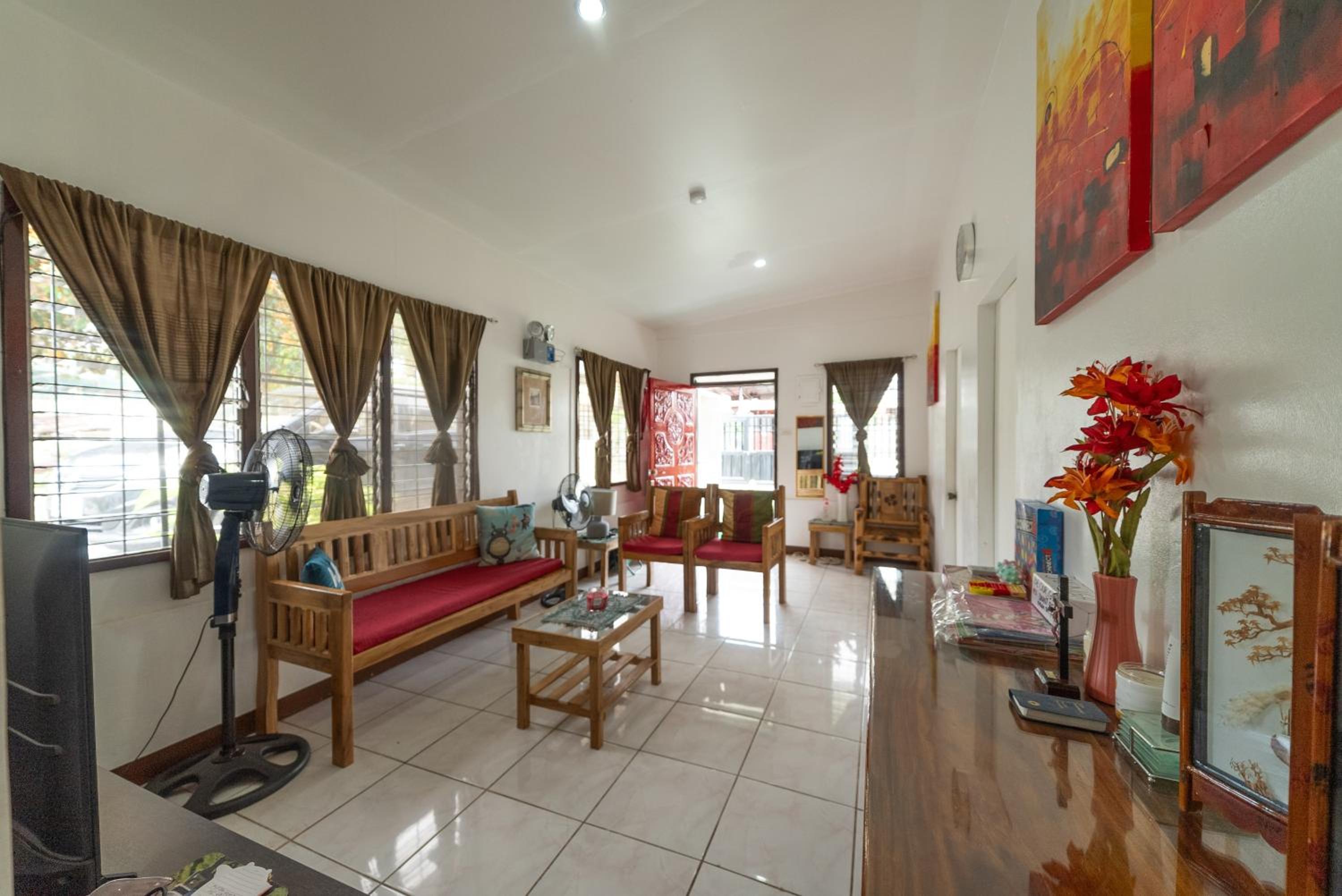 BE OUR GUEST #transienthome view 3