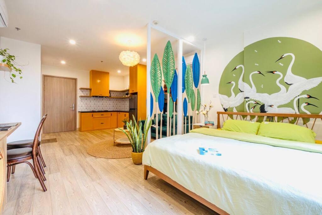 Shin's corner-1 bed room 40m2 apartment at Vinhomes Ocean Park view 5