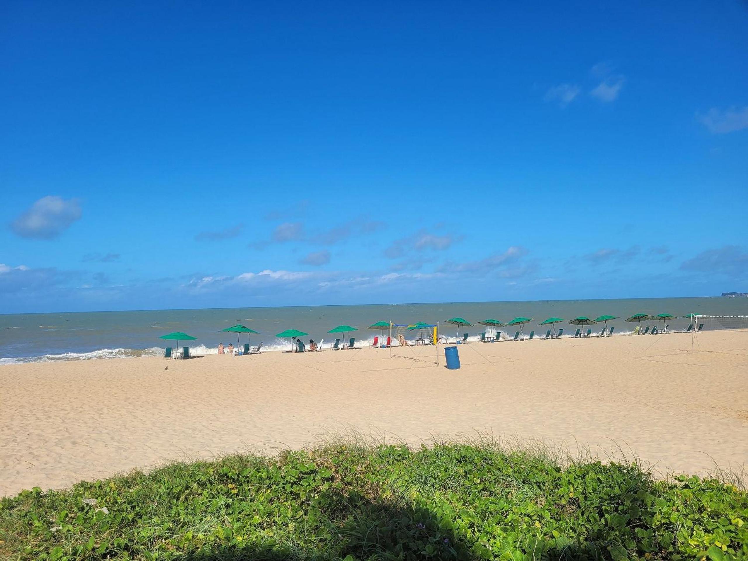 Comfortable flat in front of Bessa beach